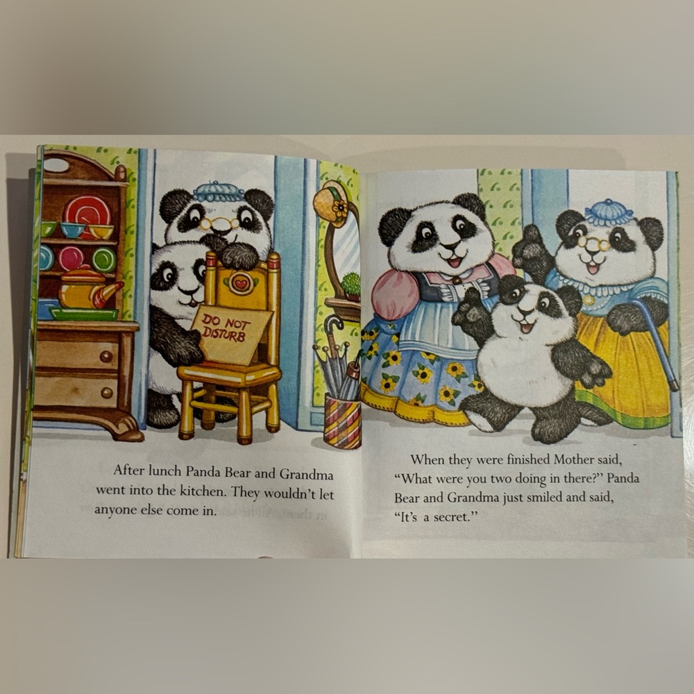 Vintage 1982 Panda Bear's Secret - First Little Golden Book Muntean Santoro - Picture 6 of 16